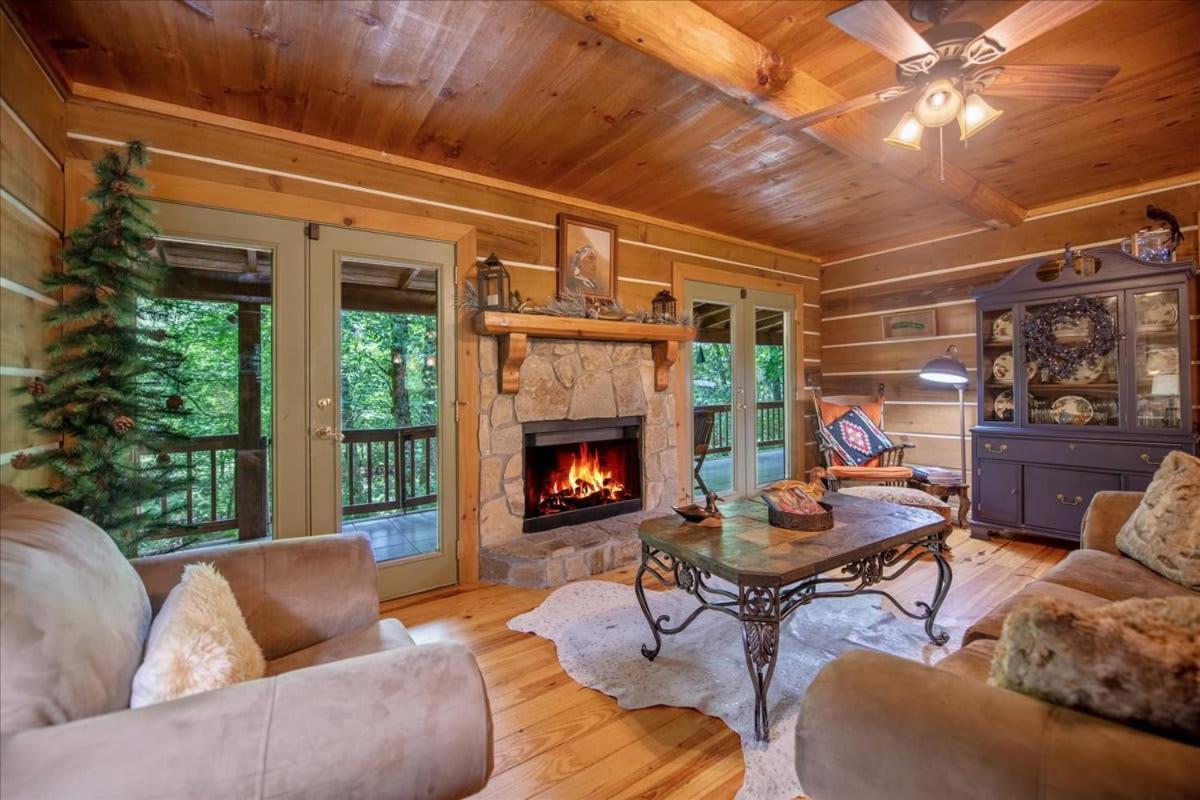 הוילה בלו רידג' Waterfront Mountain Cabin With Hot Tub מראה חיצוני תמונה