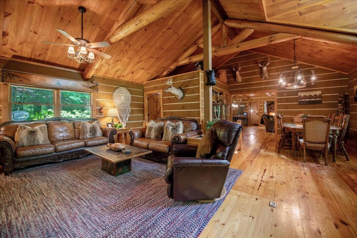 הוילה בלו רידג' Waterfront Mountain Cabin With Hot Tub מראה חיצוני תמונה